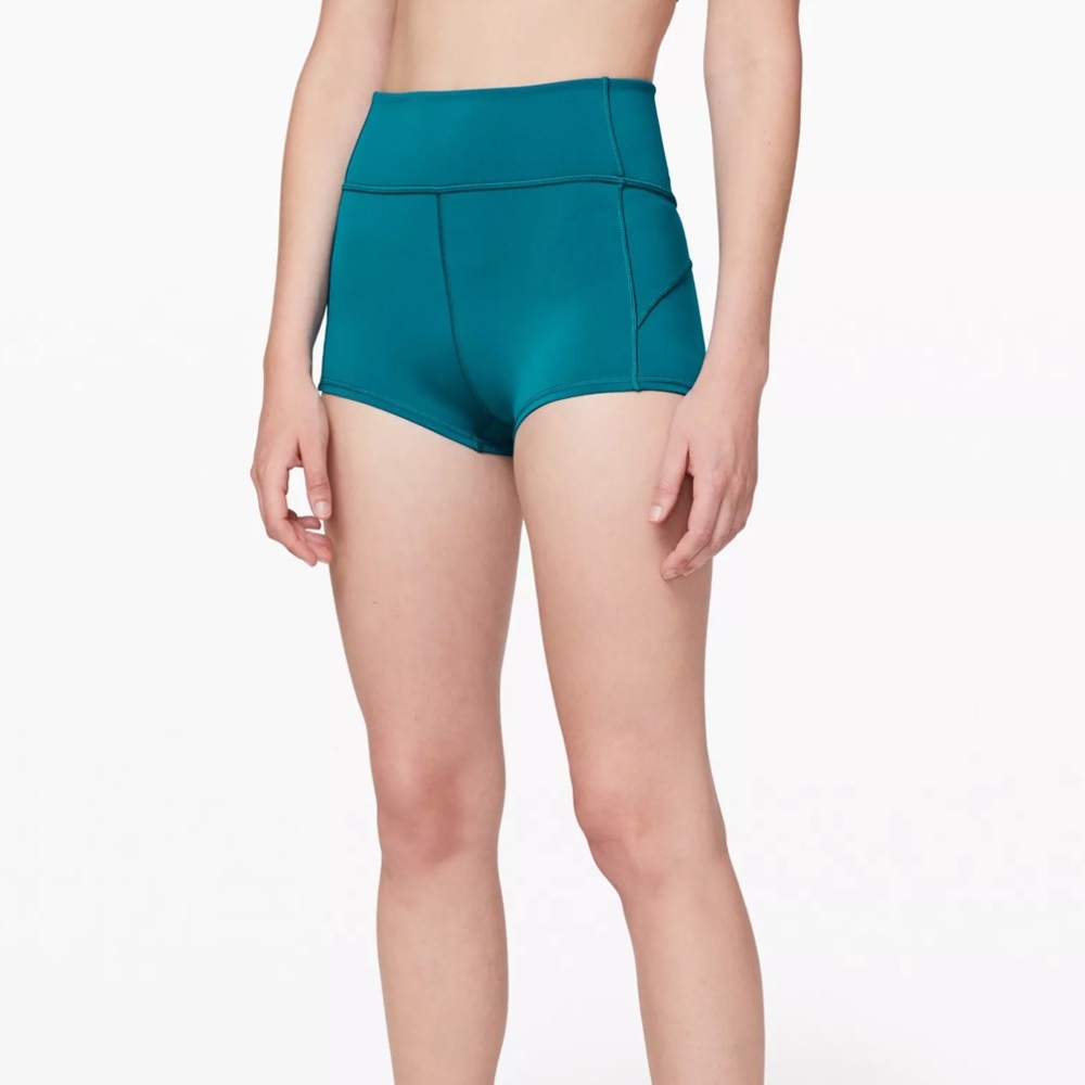 Lululemon In Movement Short Everlux 2.5” - Teal - 4